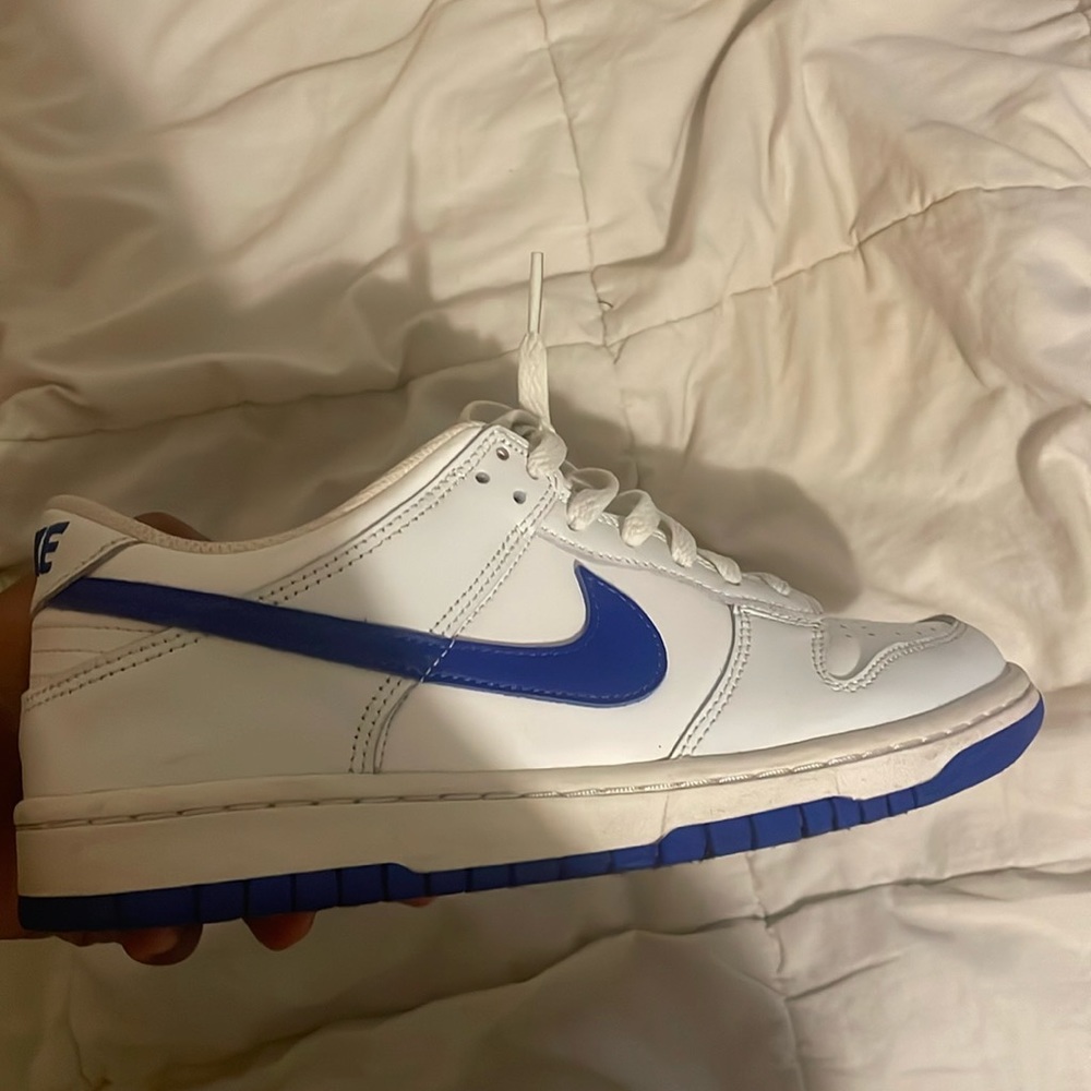 Nike Dunk Low “Summit White Hyper Royal”